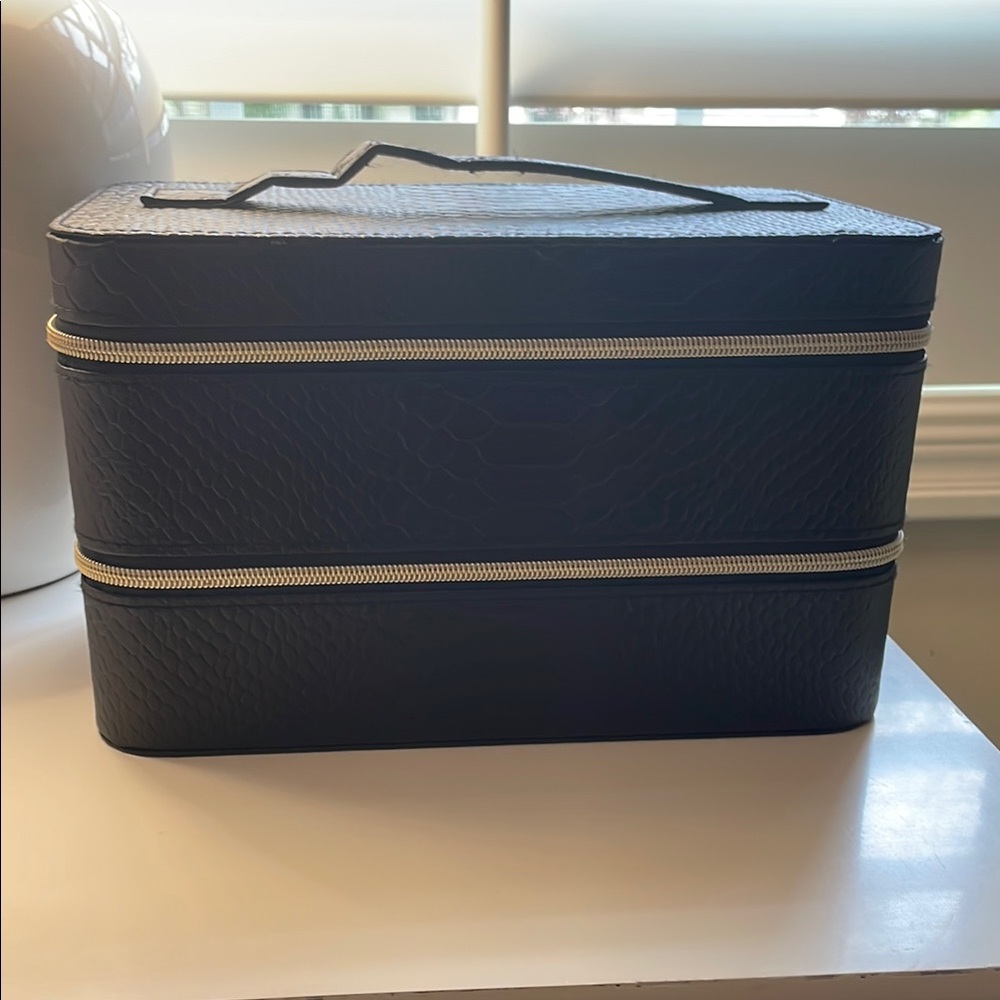 Lancôme Textured Black Travel Case with Gold Zippers and pink fabric lining